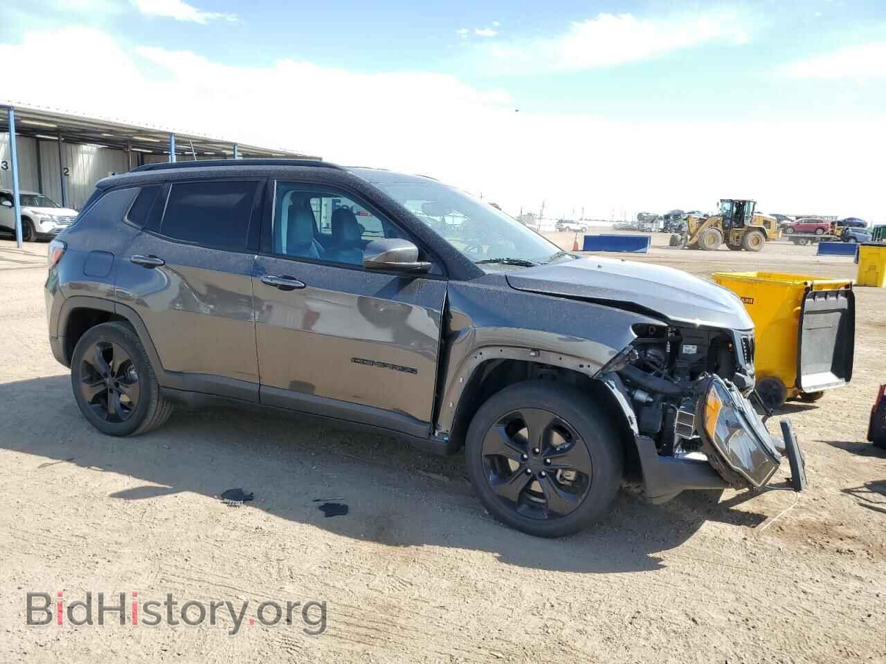 2019 JEEP COMPASS - VIN: 3C4NJDBB9KT807146 - Фото 4