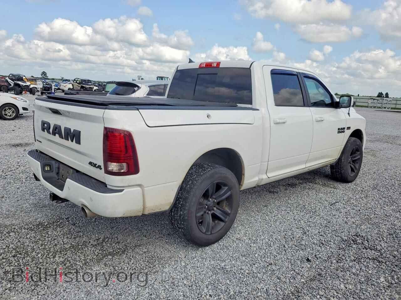2017 RAM 1500 - VIN: 1C6RR7MT8HS779049 - Фото 3