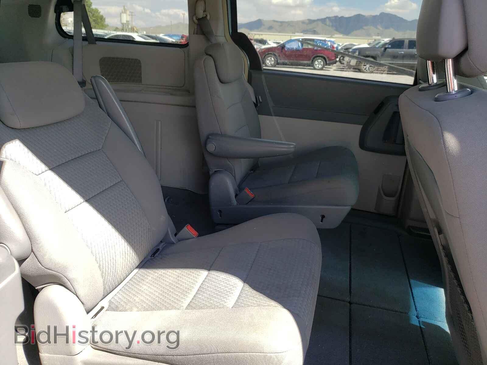 2010 CHRYSLER MINIVAN - VIN: 2A4RR5D16AR494976 - Фото 6