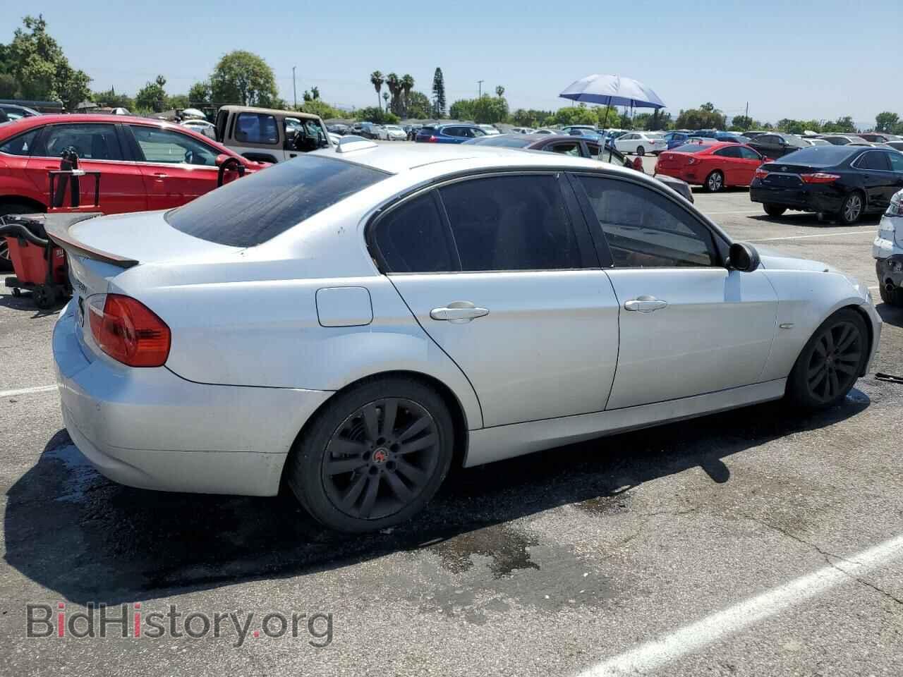 2007 BMW 3 SERIES - VIN: WBAVA37507NL12657 - Фото 3