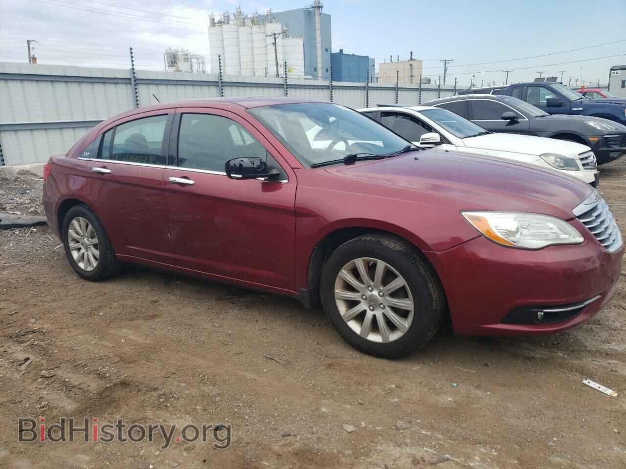 2013 CHRYSLER 200 - VIN: 1C3CCBCG7DN579929 - Фото 4