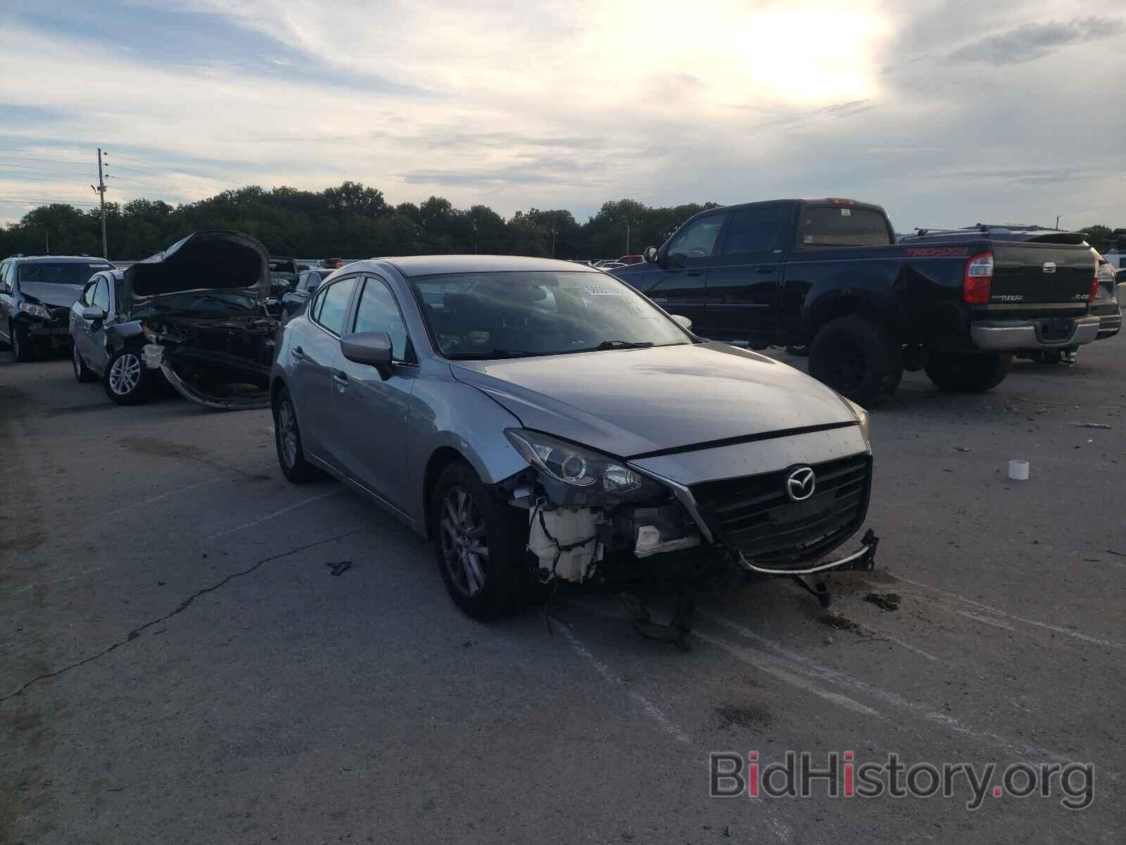 Photo JM1BM1U7XG1304113 - MAZDA 3 2016