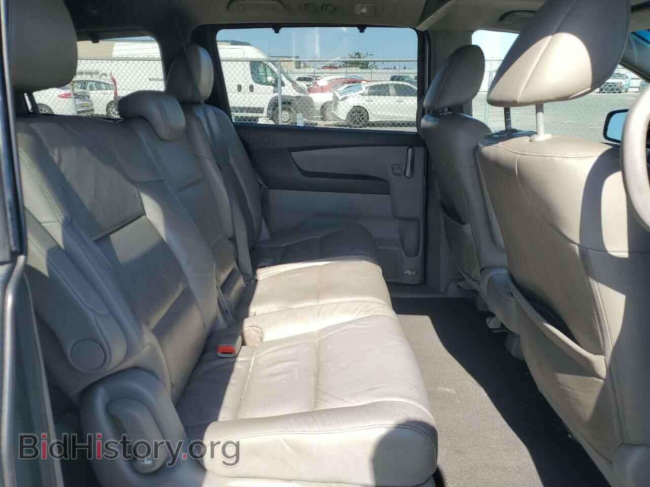 2011 HONDA ODYSSEY - VIN: 5FNRL5H92BB063040 - Фото 11