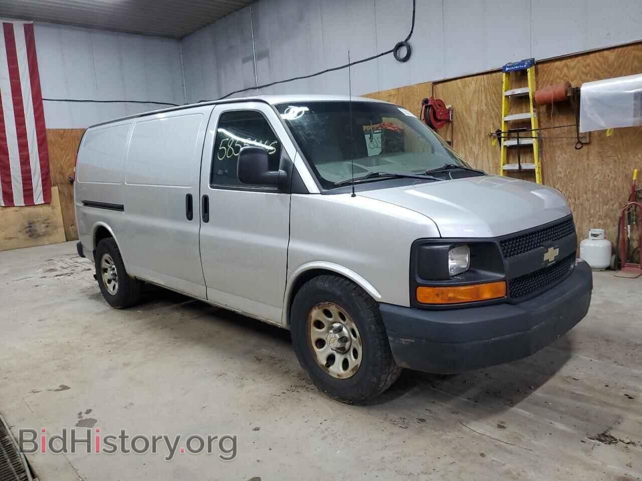 2011 CHEVROLET EXPRESS - VIN: 1GCSHAF45B1133867 - Фото 4