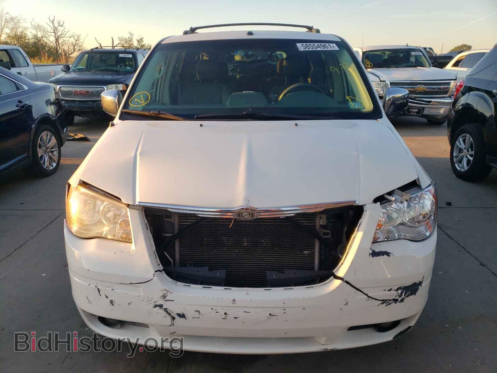 2008 CHRYSLER MINIVAN - VIN: 2A8HR54P08R736895 - Фото 9