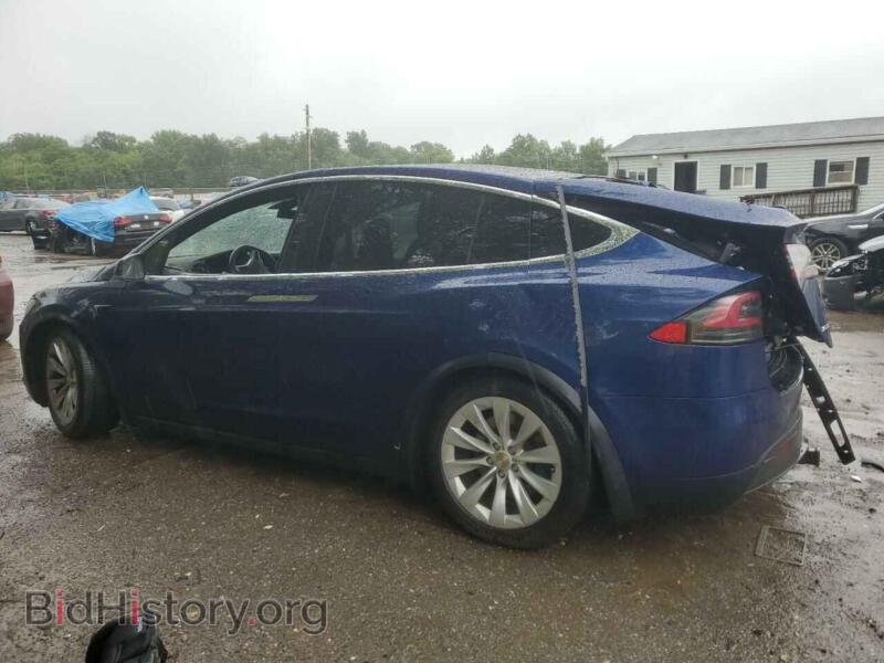 2017 Tesla MODEL X (VIN 5YJXCDE2XHF067404) — photo 2 of 14