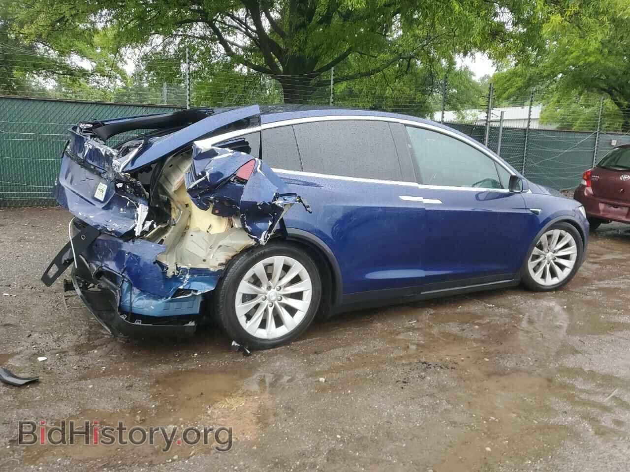 2017 TESLA MODEL X - VIN: 5YJXCDE2XHF067404 - Фото 3
