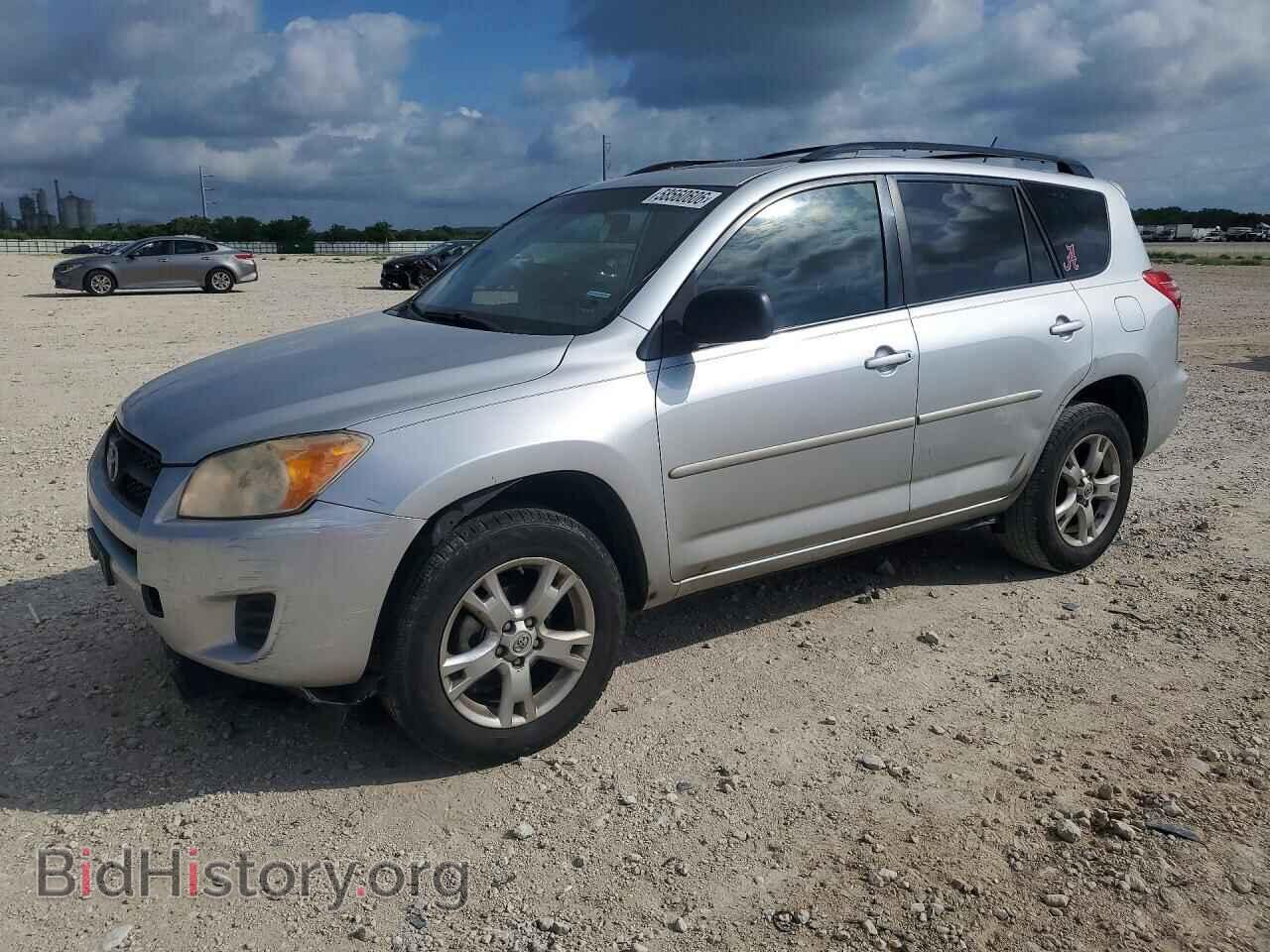 Photo 2T3ZF4DV2BW073758 - TOYOTA RAV4 2011