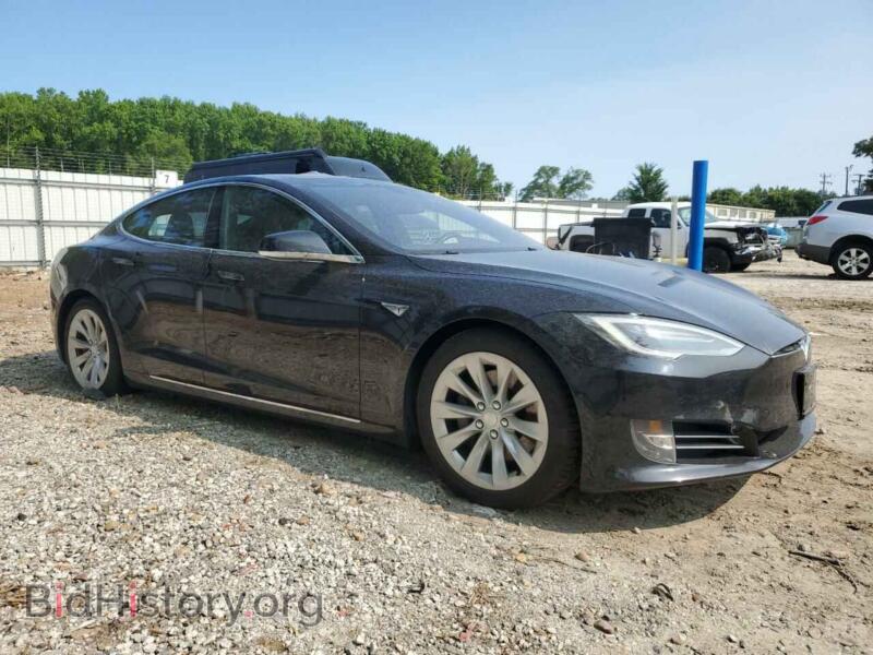 2016 Tesla MODEL S (VIN 5YJSA1E23GF151657) — фото 4 из 13