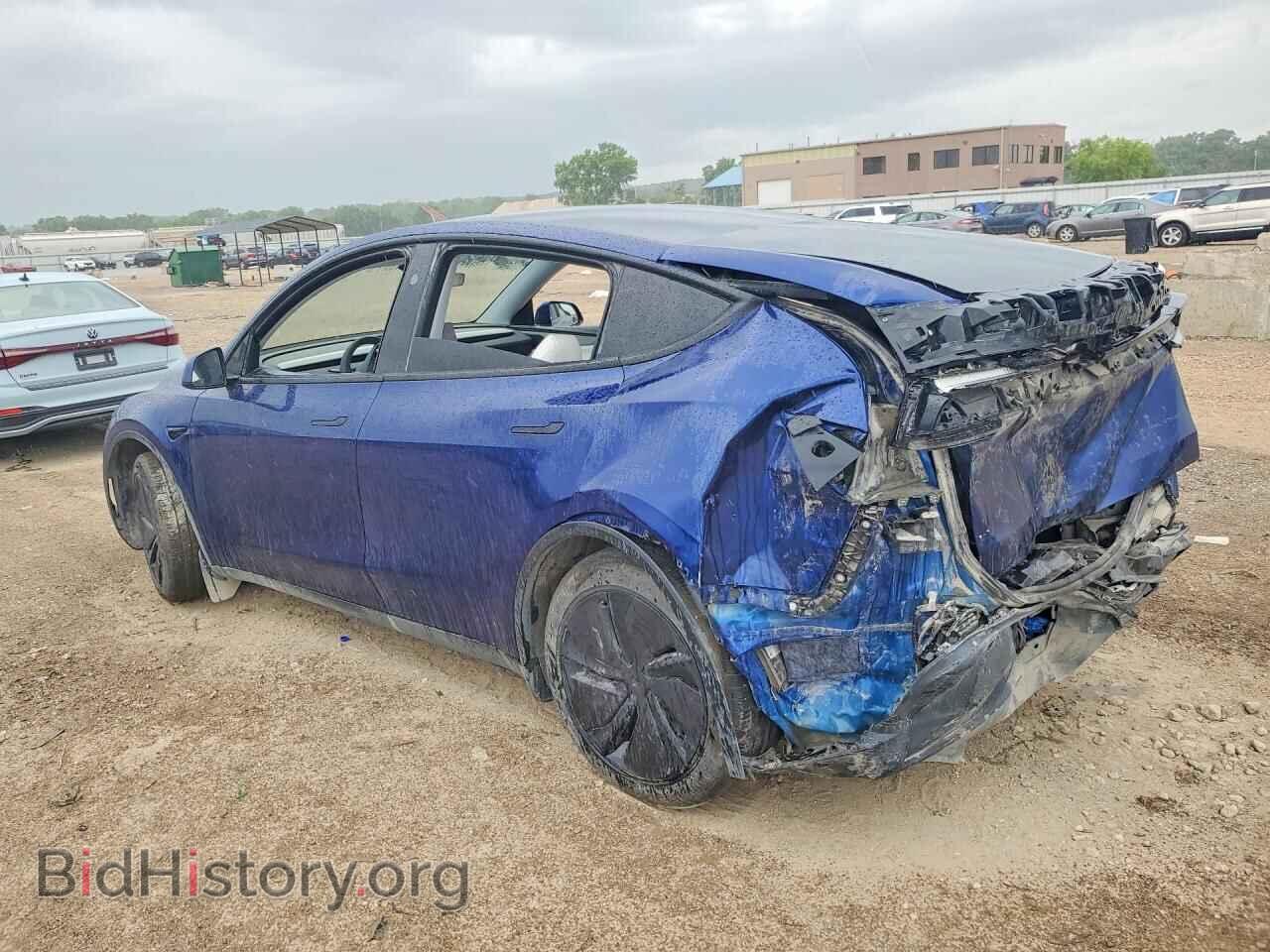 2026 TESLA MODEL Y - VIN: 7SAYGDEE2TF424766 - Фото 2