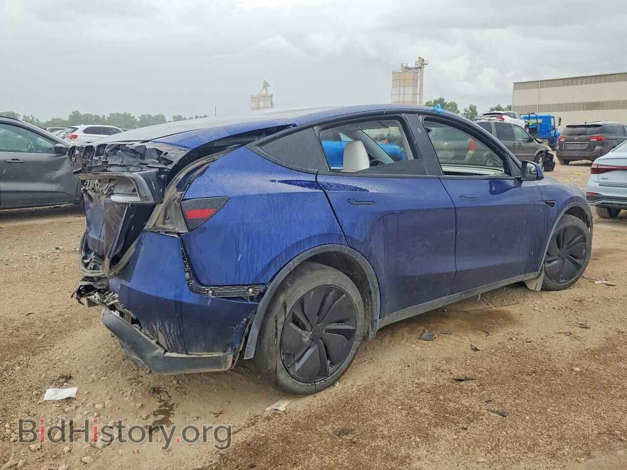 2026 TESLA MODEL Y - VIN: 7SAYGDEE2TF424766 - Фото 3