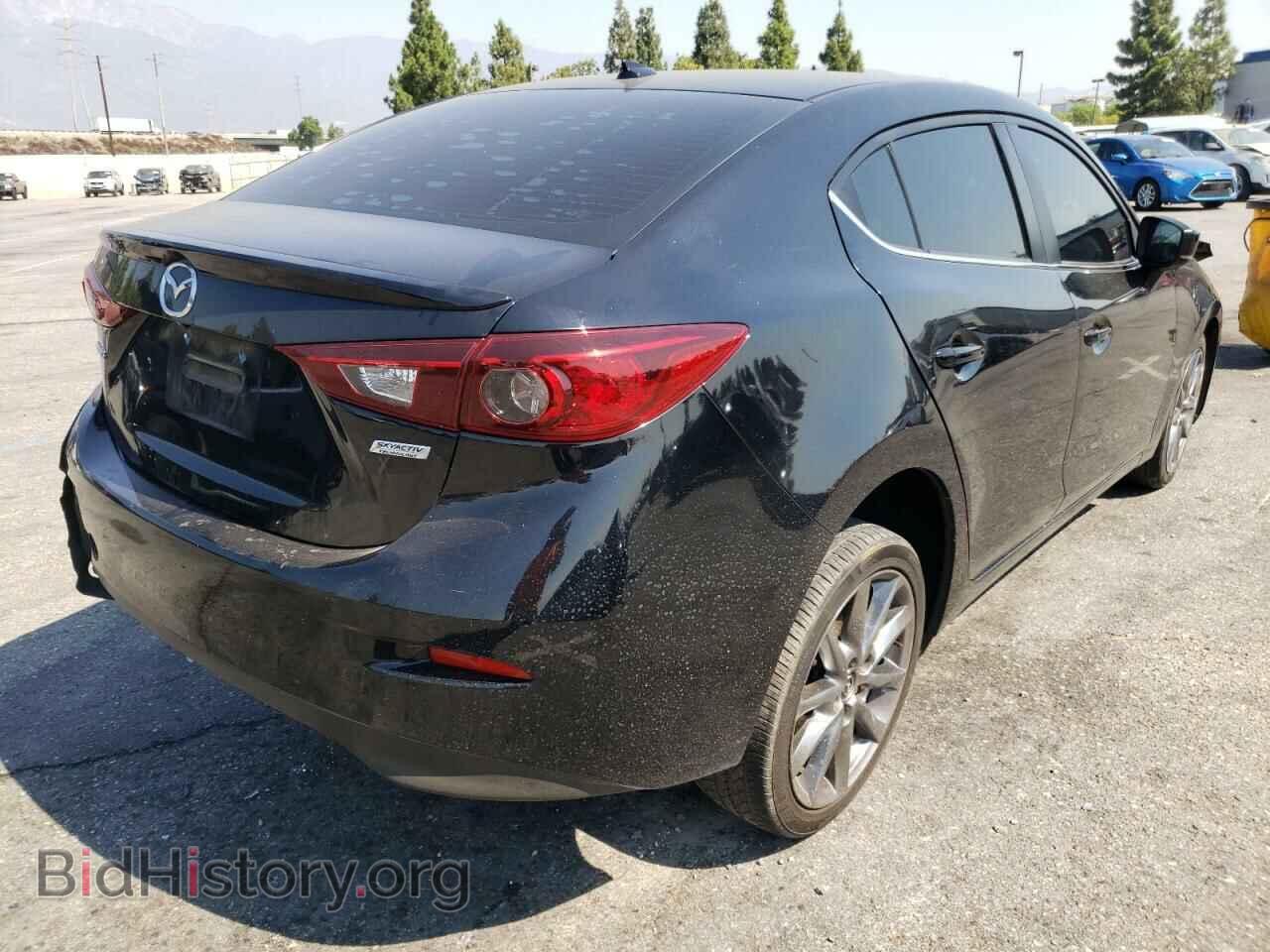 2018 MAZDA 3 - VIN: 3MZBN1V35JM239560 - Фото 4