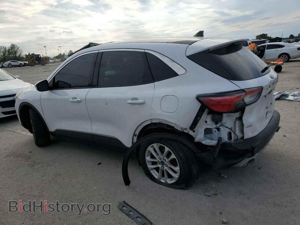 2020 FORD ESCAPE - VIN: 1FMCU9G65LUA27820 - Photo 2