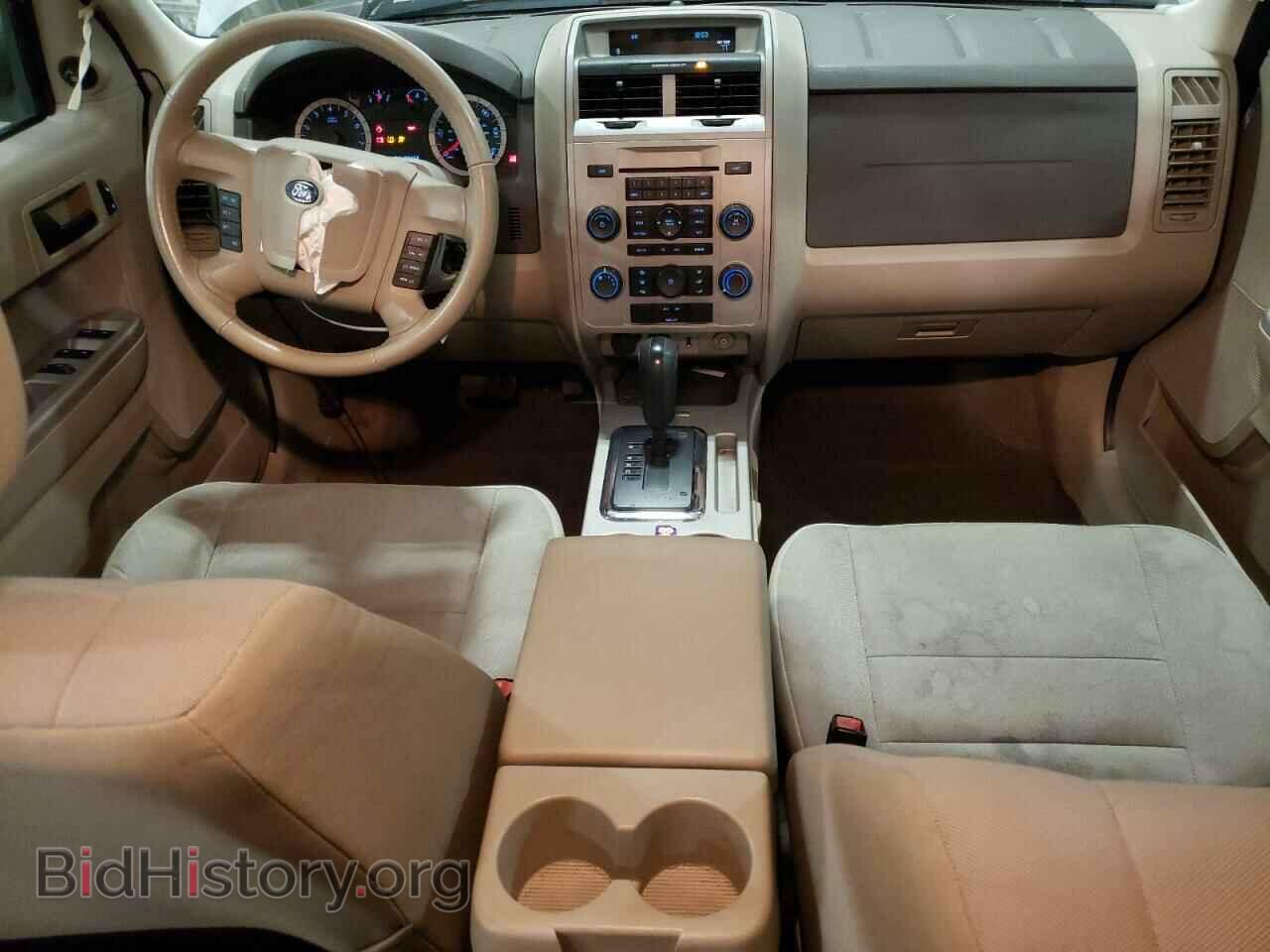 2011 FORD ESCAPE - VIN: 1FMCU0D70BKA72618 - Photo 8