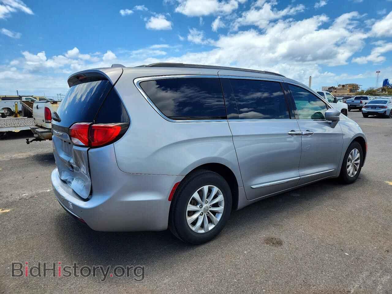 2017 CHRYSLER PACIFICA - VIN: 2C4RC1BG0HR530579 - Photo 3