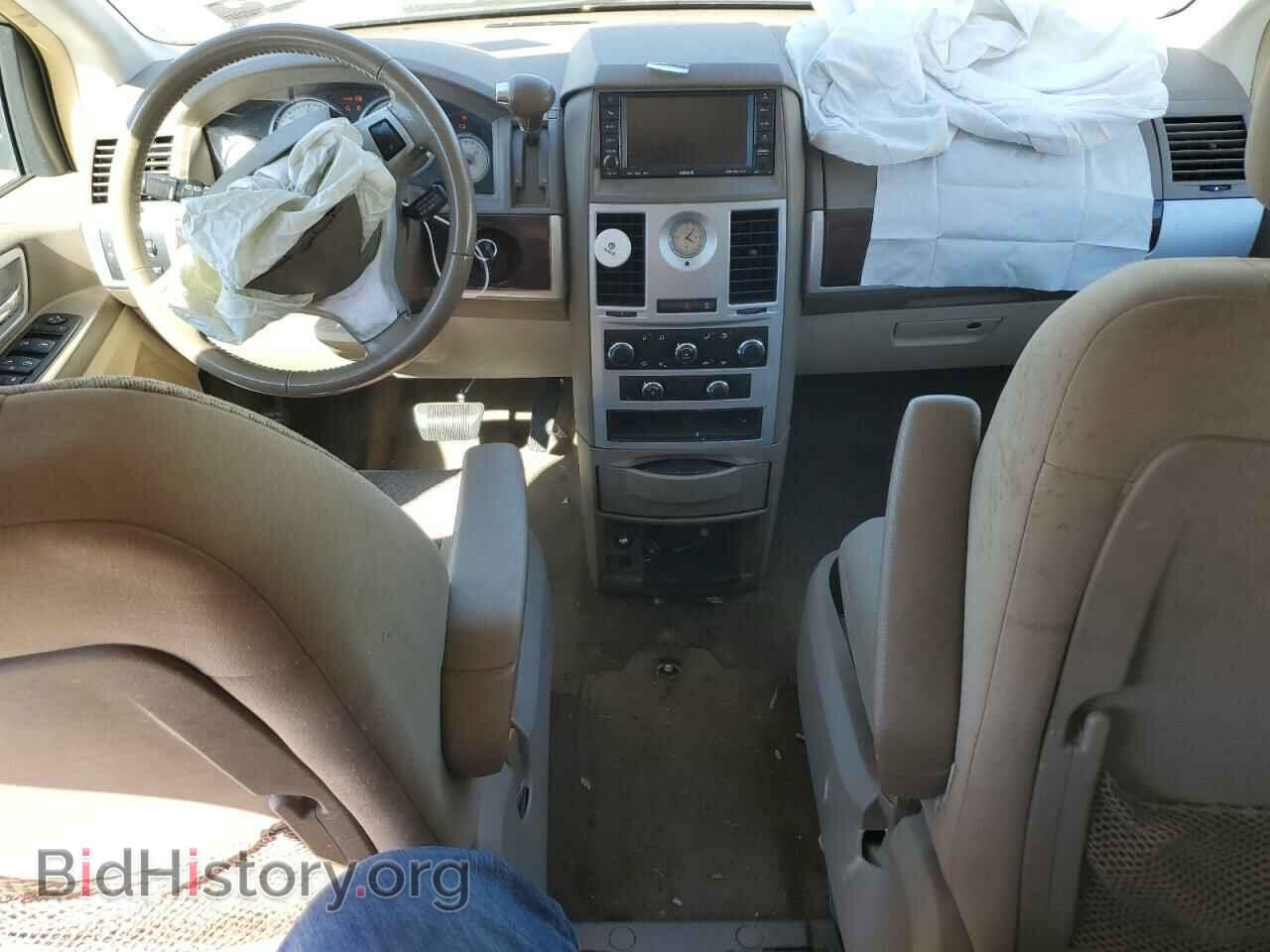 2010 CHRYSLER MINIVAN - VIN: 2A4RR5D16AR452162 - Фото 8