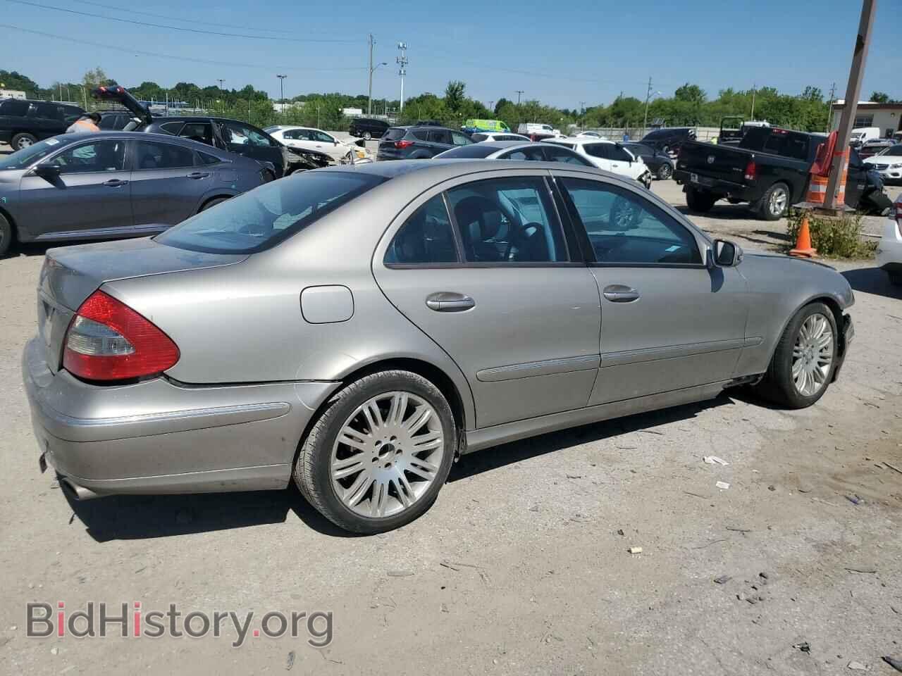 2007 MERCEDES-BENZ E-CLASS - VIN: WDBUF56X97B070790 - Фото 3