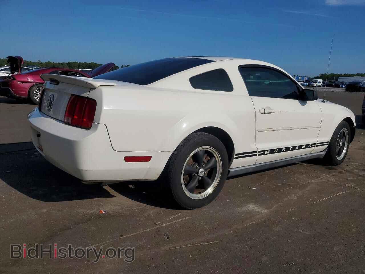2007 FORD MUSTANG - VIN: 1ZVFT80N875307101 - Фото 3