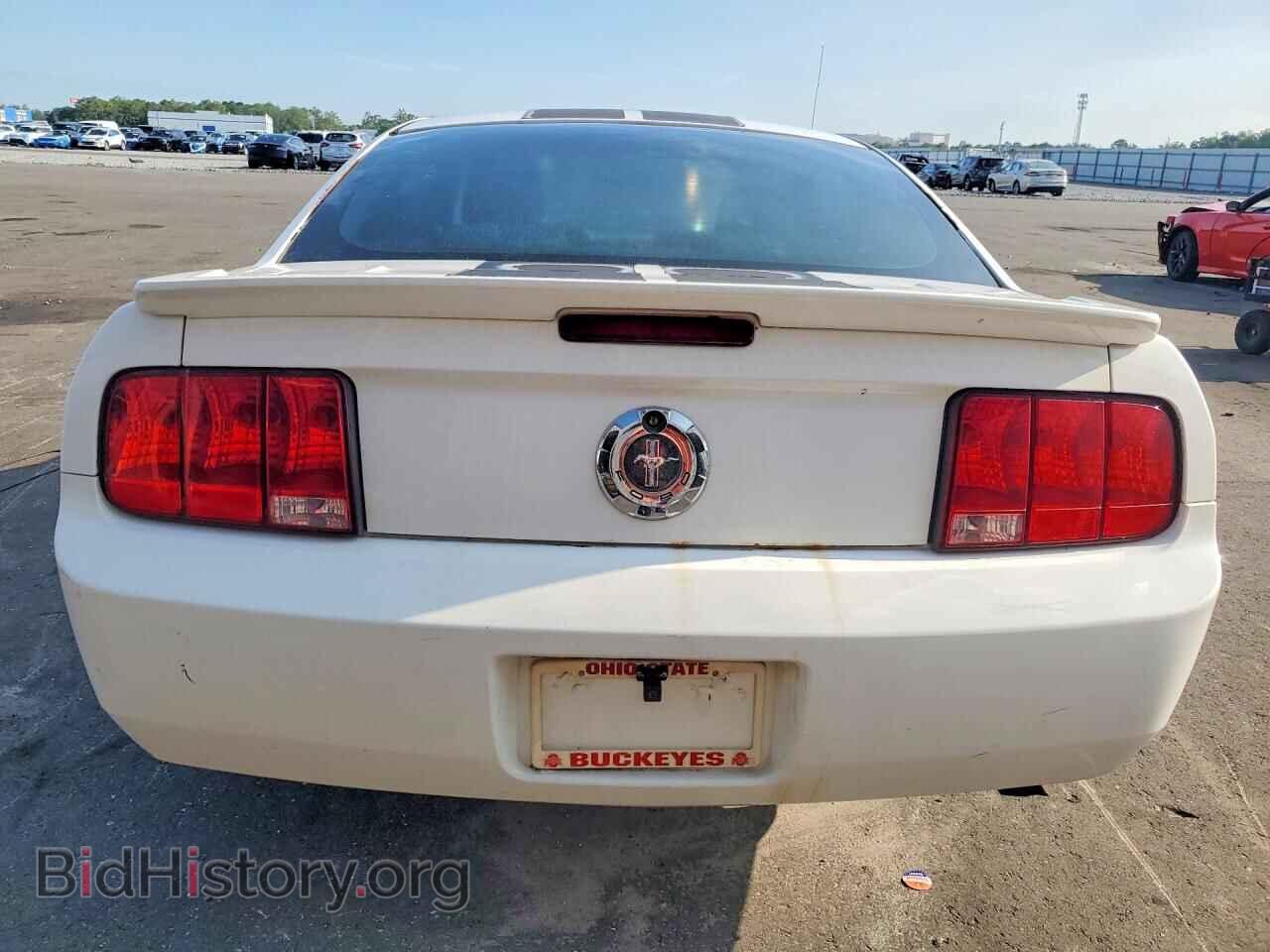 2007 FORD MUSTANG - VIN: 1ZVFT80N875307101 - Фото 6
