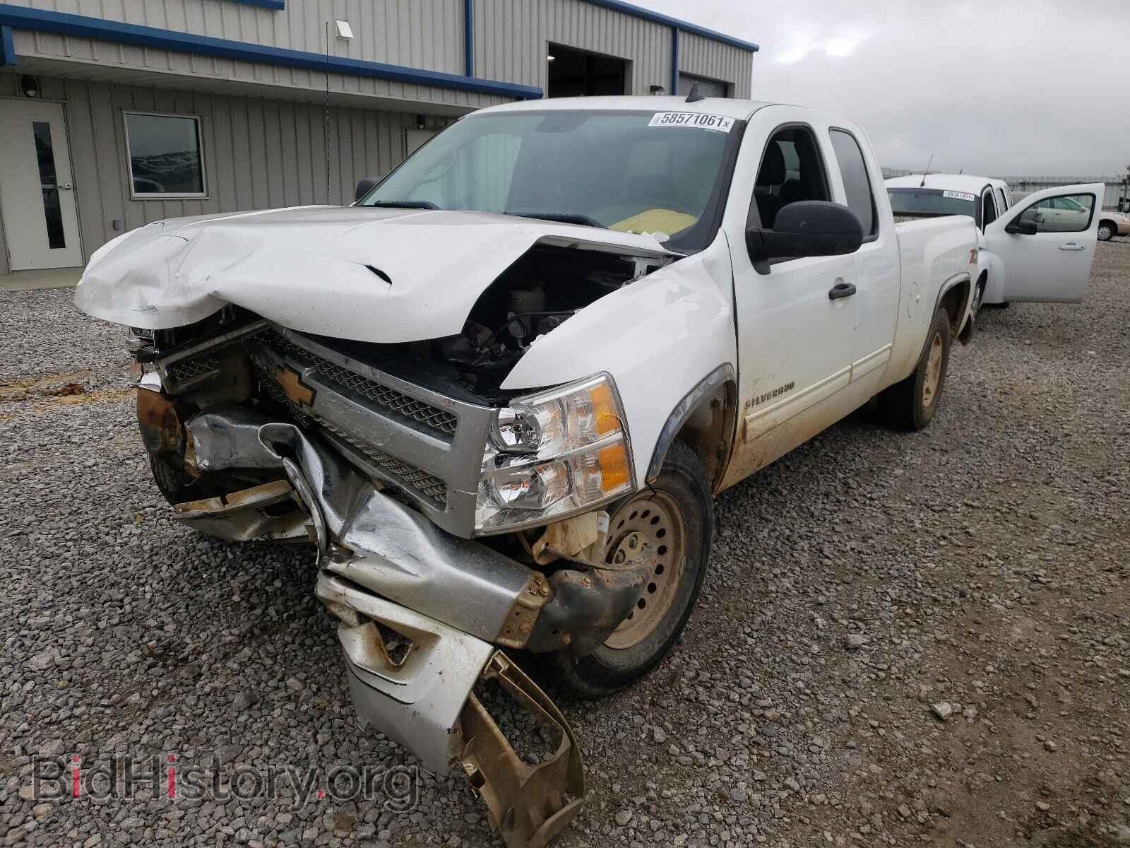 2013 CHEVROLET SILVERADO - VIN: 1GCRKSE72DZ265880 - Фото 2