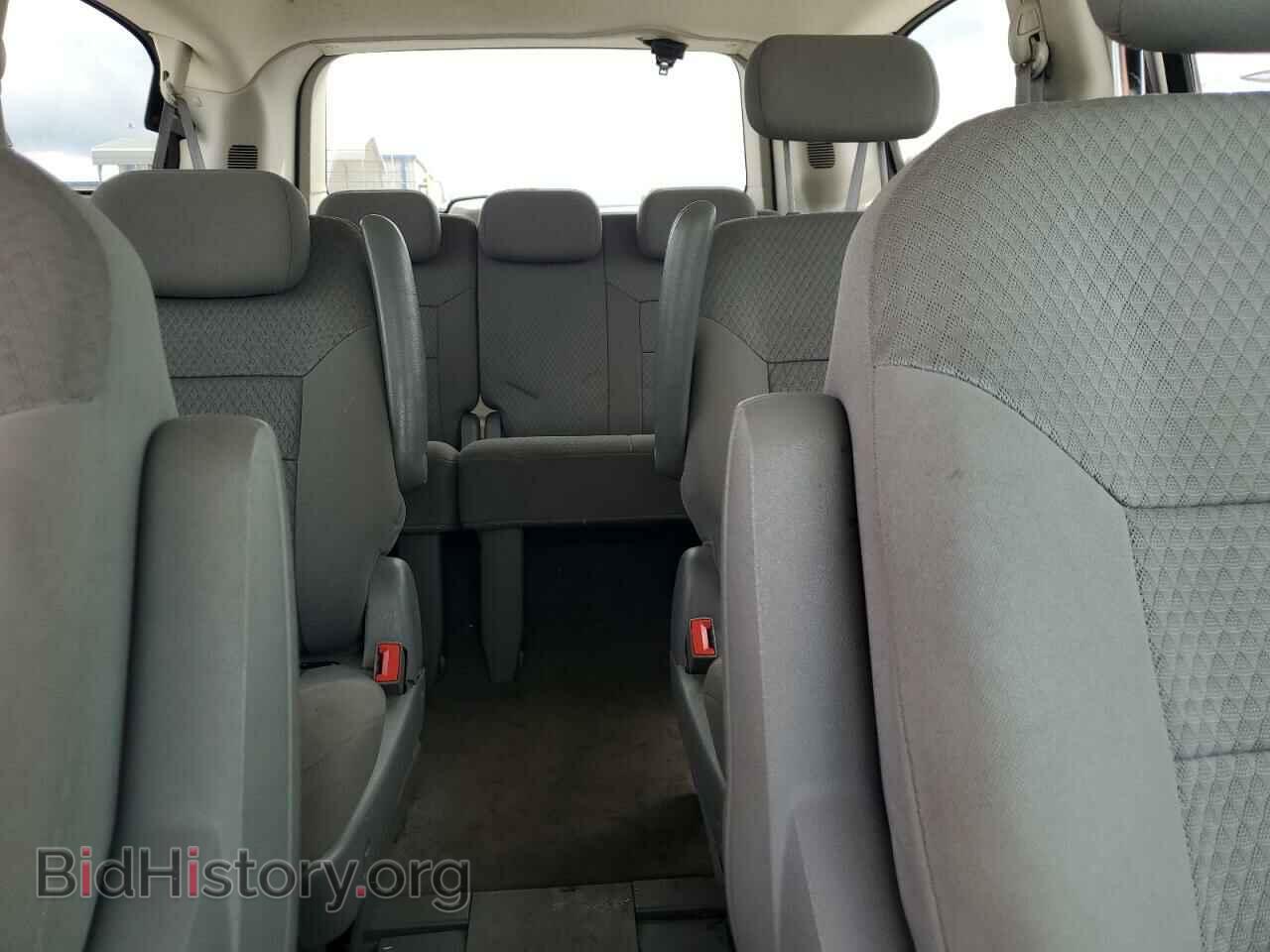 2010 CHRYSLER MINIVAN - VIN: 2A4RR2D12AR357080 - Фото 10