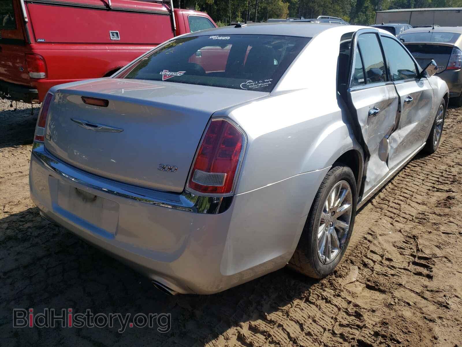 2012 CHRYSLER 300 - VIN: 2C3CCACG5CH191972 - Фото 4