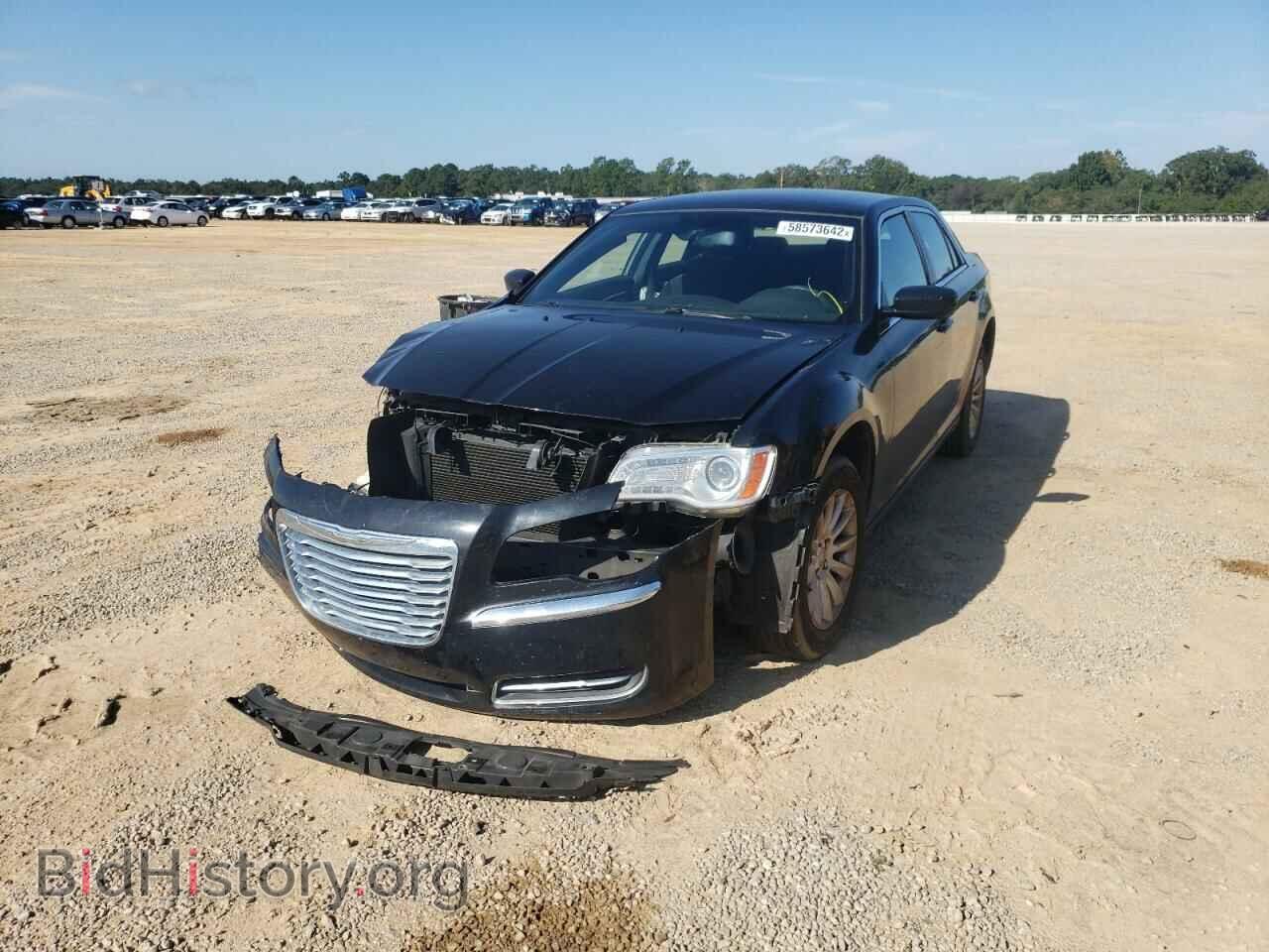 2012 CHRYSLER 300 - VIN: 2C3CCAAG0CH104790 - Фото 2