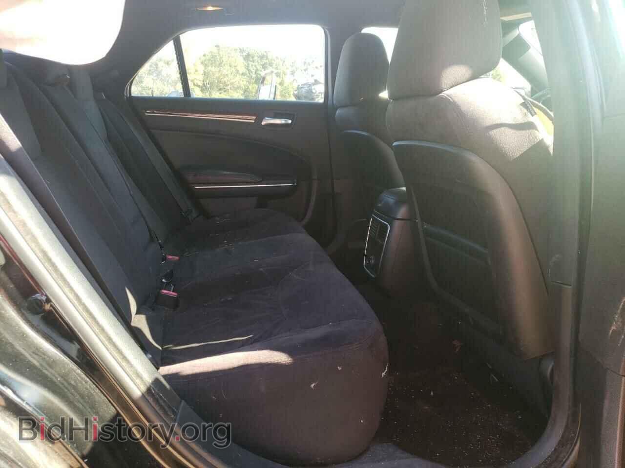 2012 CHRYSLER 300 - VIN: 2C3CCAAG0CH104790 - Фото 6
