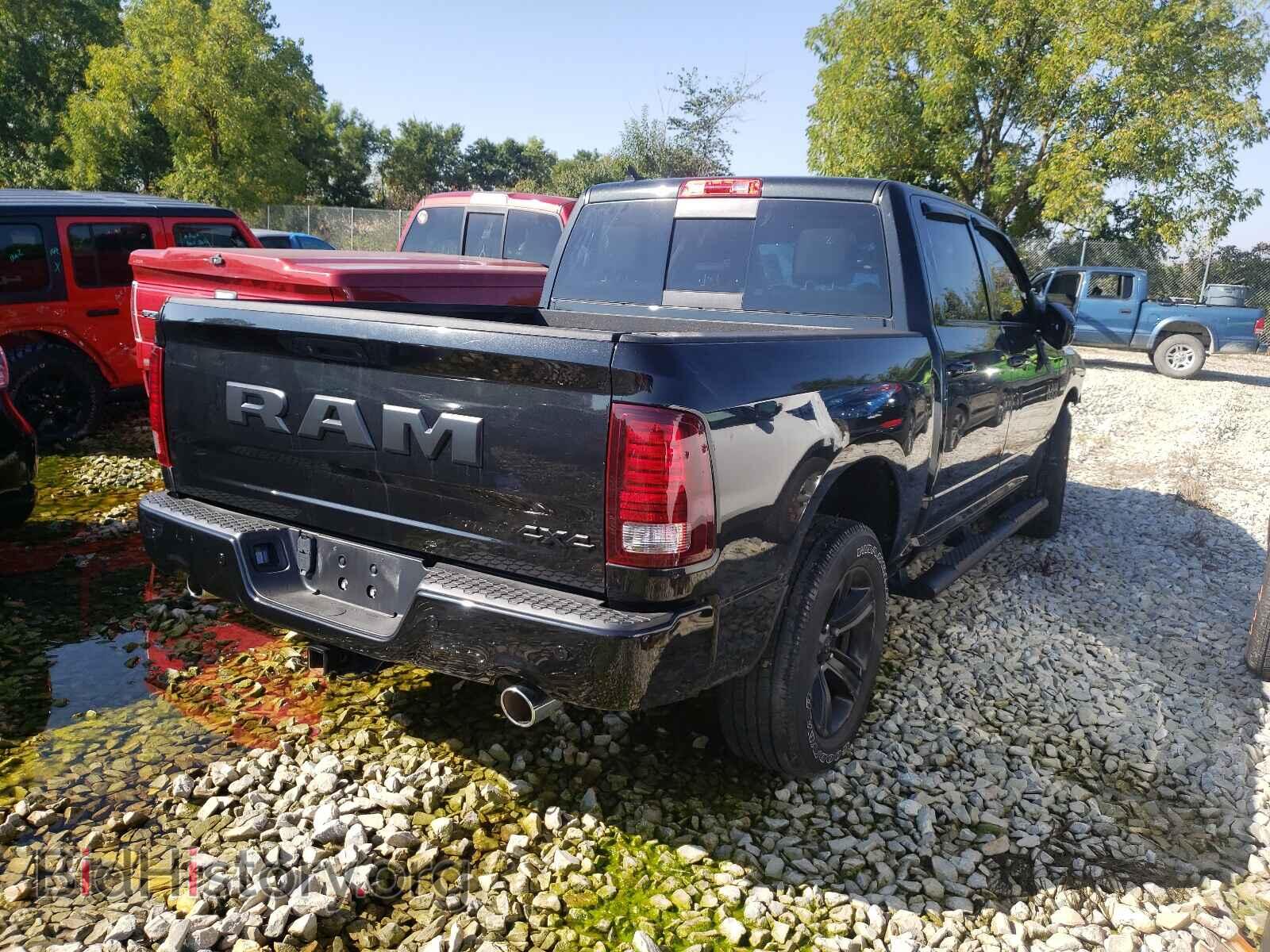 2017 RAM 1500 - VIN: 1C6RR7MT3HS793635 - Photo 4
