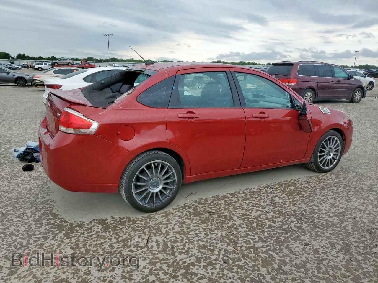 2011 FORD FOCUS - VIN: 1FAHP3GN1BW204135 - Photo 3