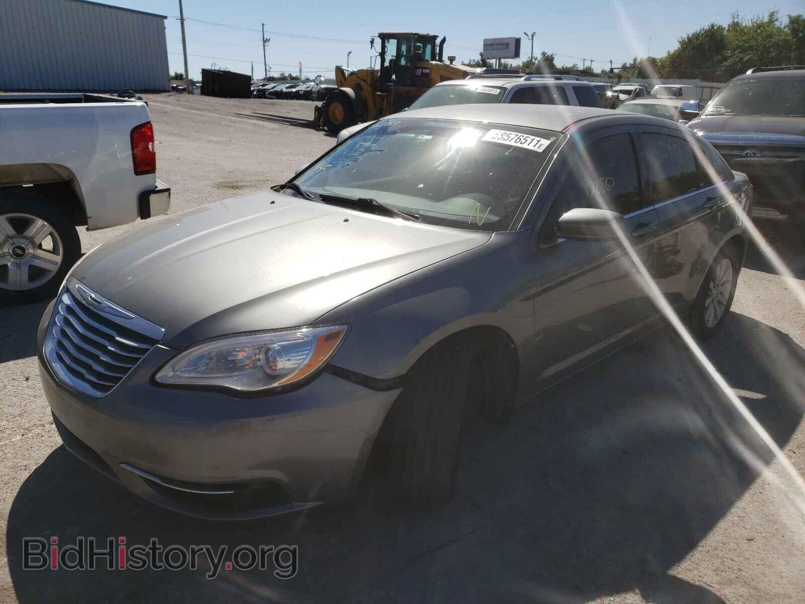 2013 CHRYSLER 200 - VIN: 1C3CCBBB4DN657069 - Фото 2