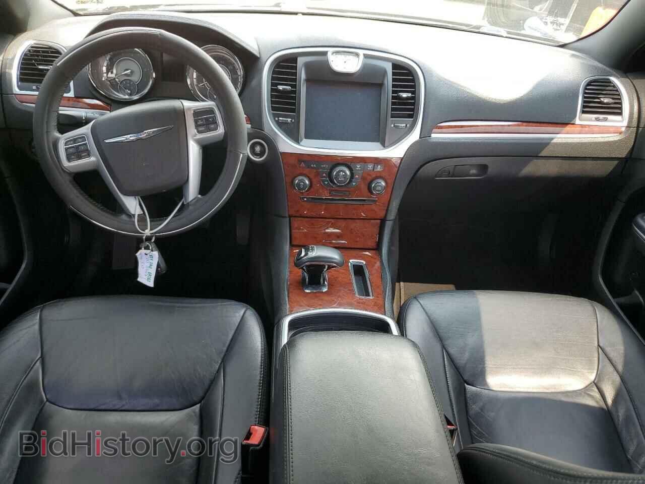 2013 CHRYSLER 300 - VIN: 2C3CCAAG9DH722904 - Фото 8