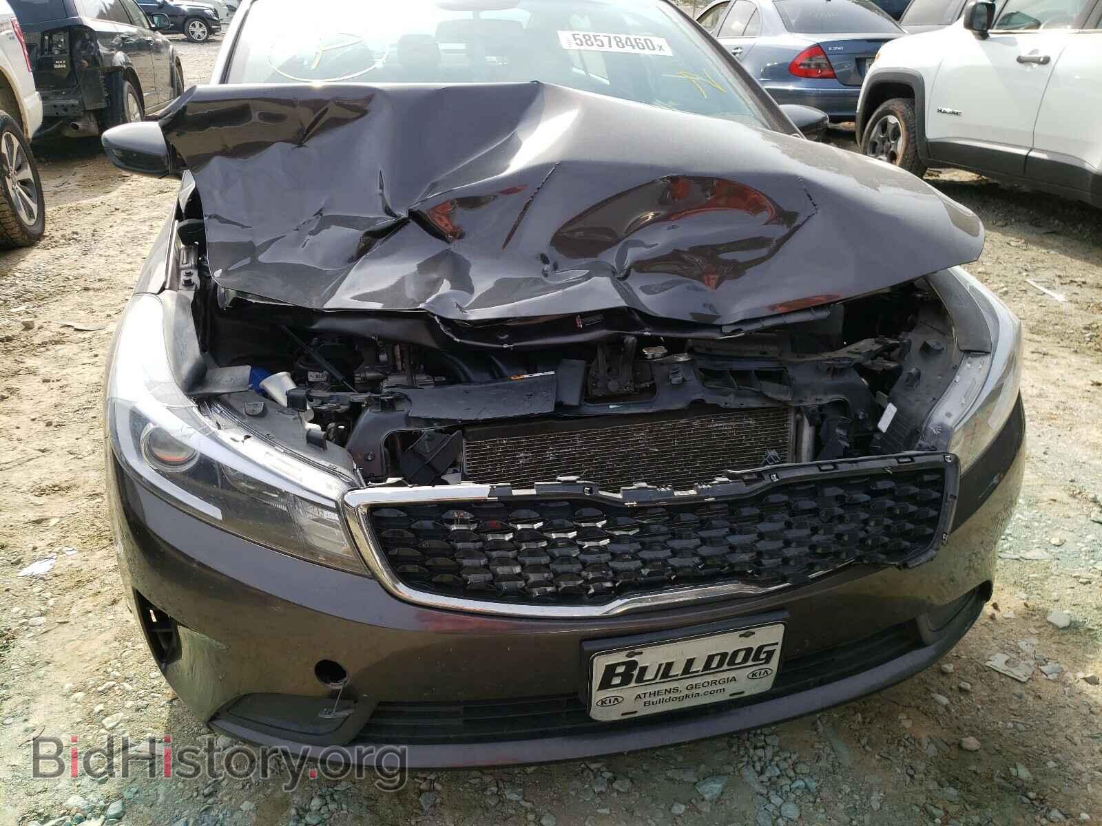 2017 KIA FORTE - VIN: 3KPFK4A78HE065768 - Фото 9