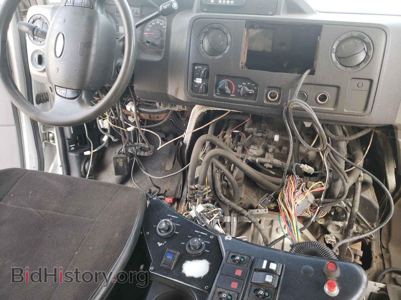 2012 FORD ECONOLINE - VIN: 1FDFE4FS2CDA00327 - Photo 9