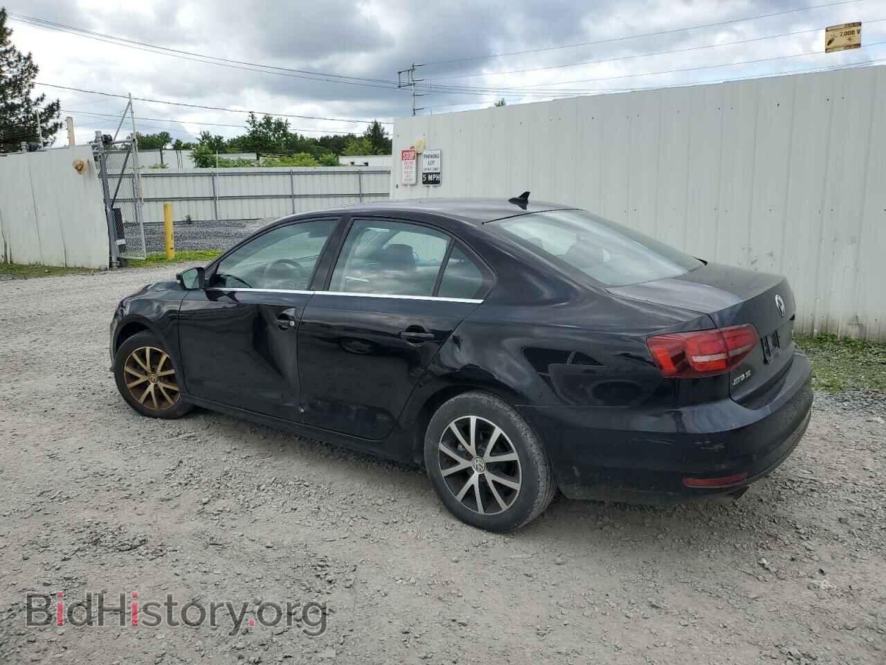 2018 VOLKSWAGEN JETTA - VIN: 3VWDB7AJ9JM237268 - Фото 2