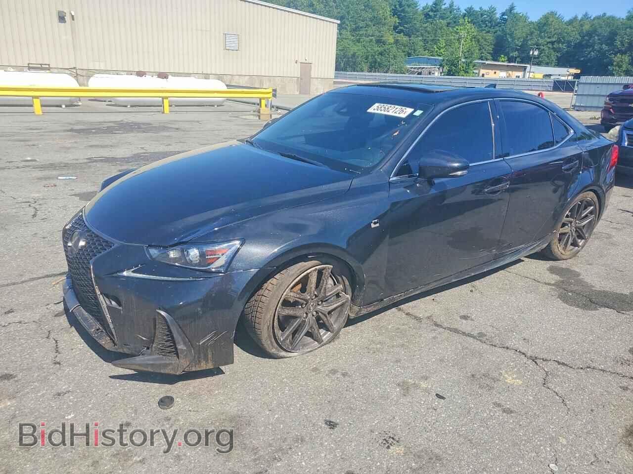 Photo JTHC81D23J5027557 - LEXUS IS 2018
