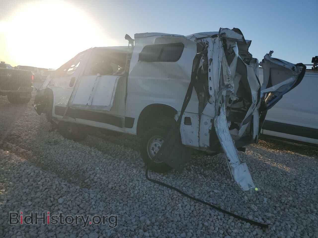 2017 RAM All Models - VIN: 3C6TRVAG9HE552280 - Фото 2