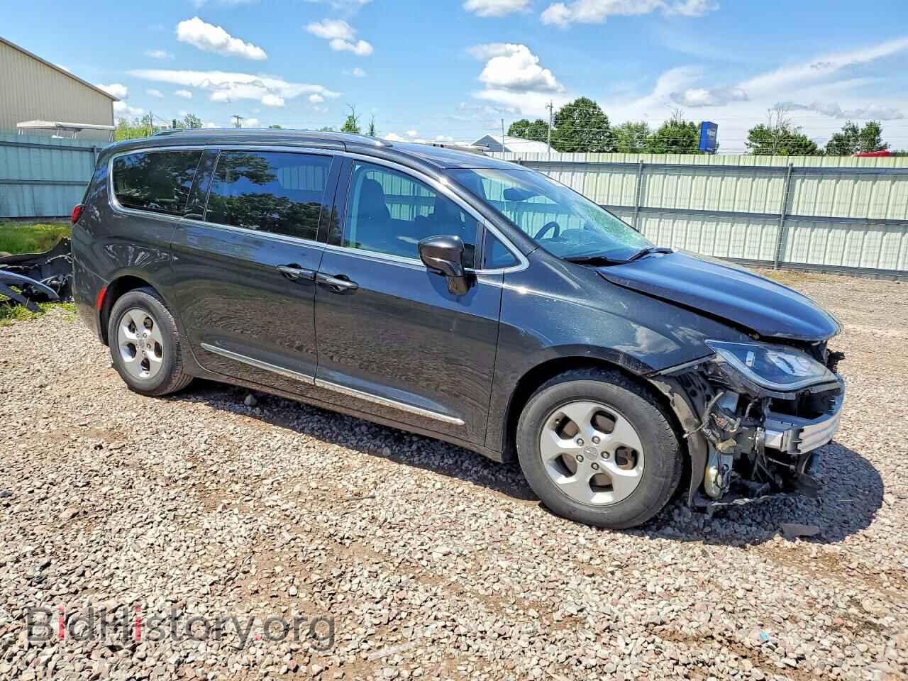 2017 CHRYSLER PACIFICA - VIN: 2C4RC1EG2HR628251 - Photo 4