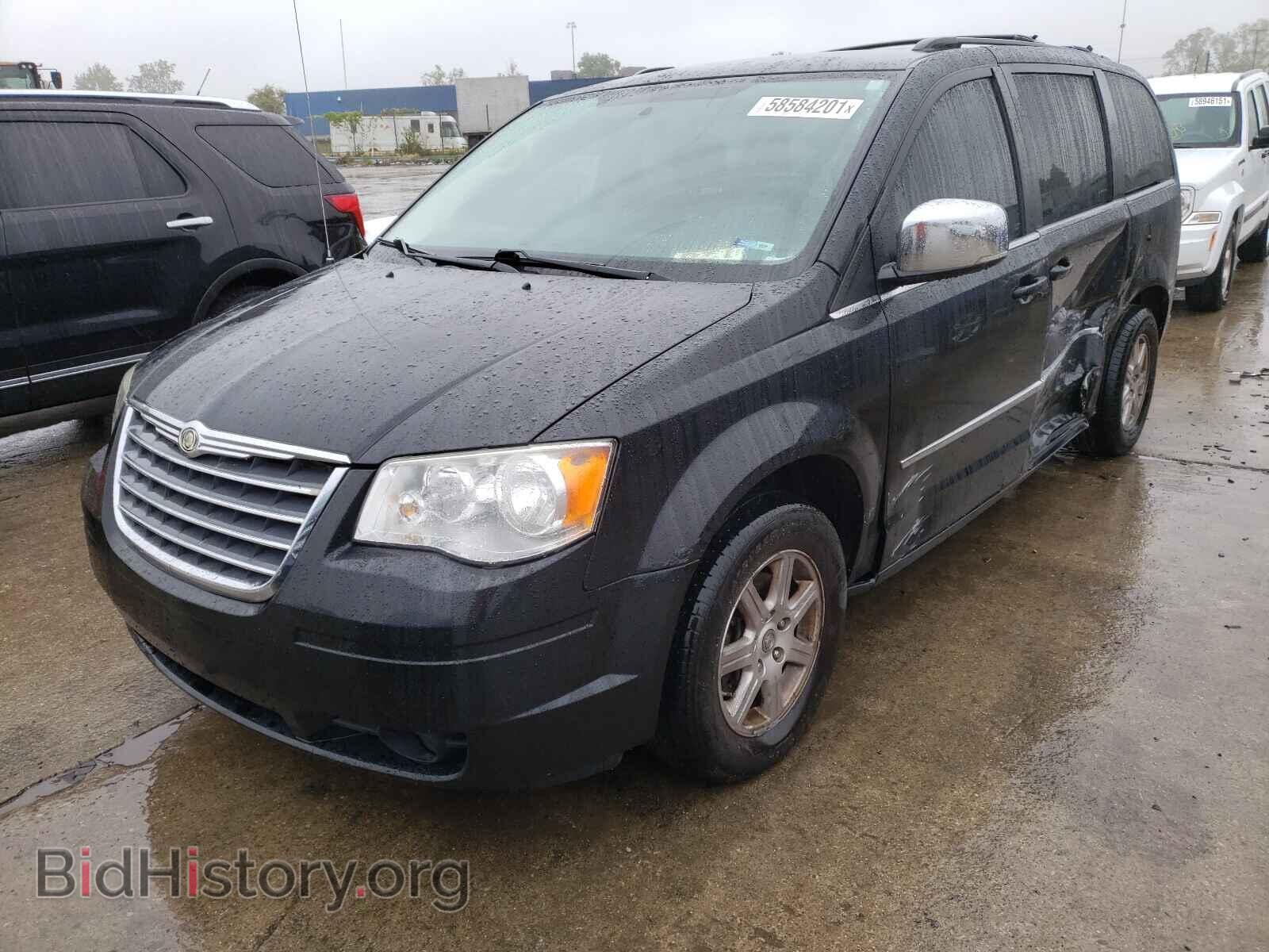 2010 CHRYSLER MINIVAN - VIN: 2A4RR8D11AR398724 - Фото 2