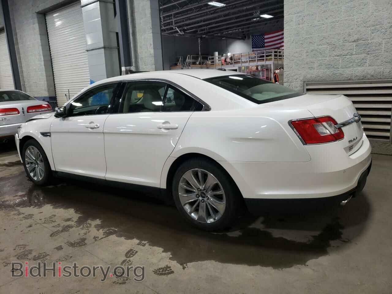 2011 FORD TAURUS - VIN: 1FAHP2FWXBG116814 - Фото 2