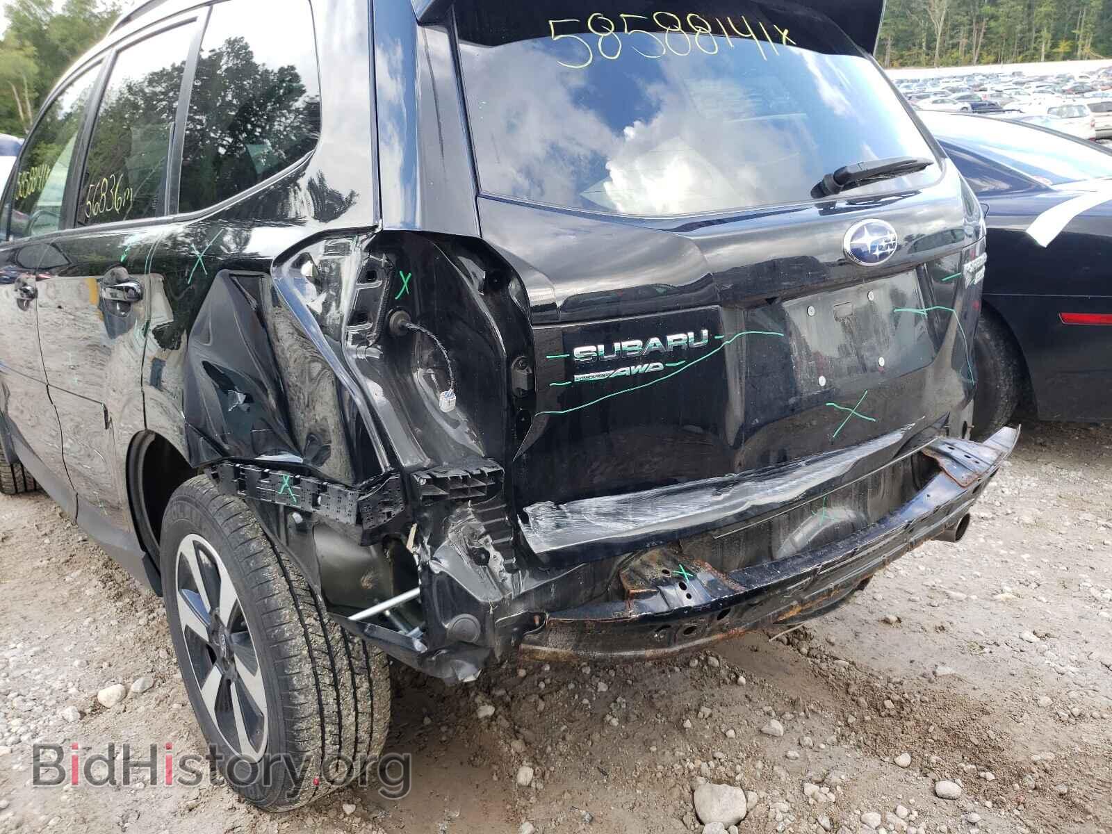 2017 SUBARU FORESTER - VIN: JF2SJAEC4HH433852 - Фото 9