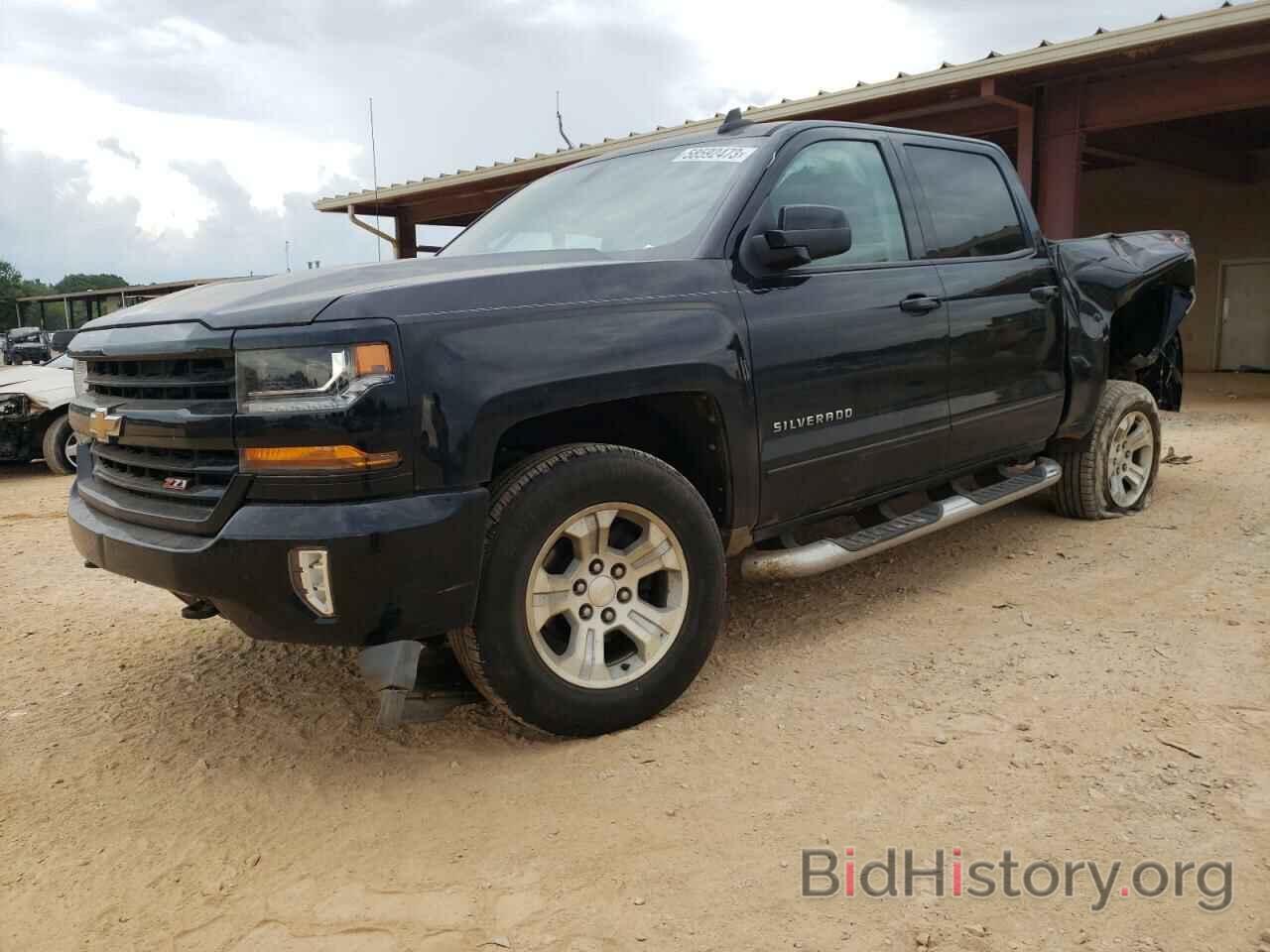 Фотография 3GCUKREC9JG636576 - CHEVROLET SILVERADO 2018