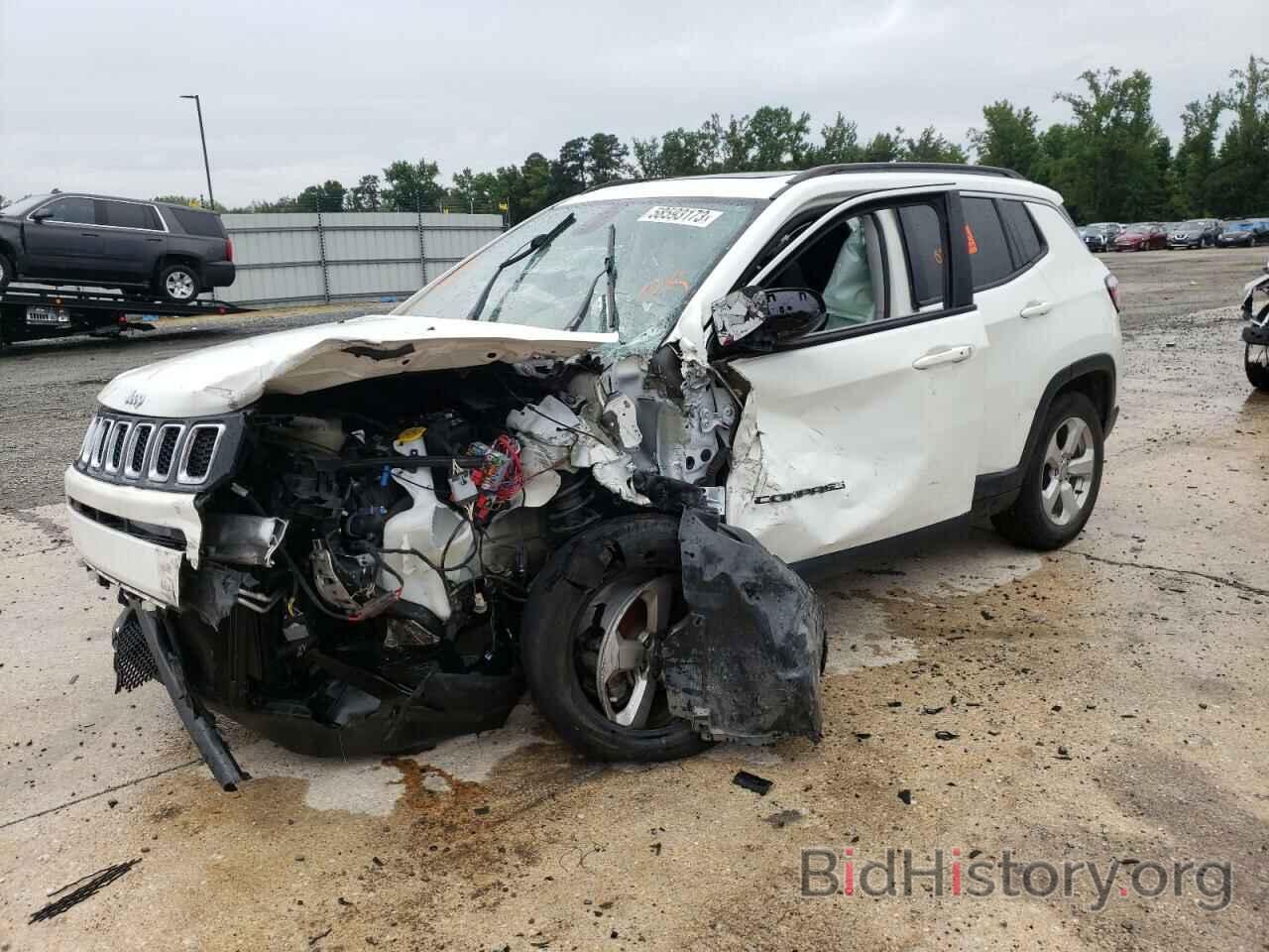 Photo 3C4NJDBB4JT112197 - JEEP COMPASS 2018