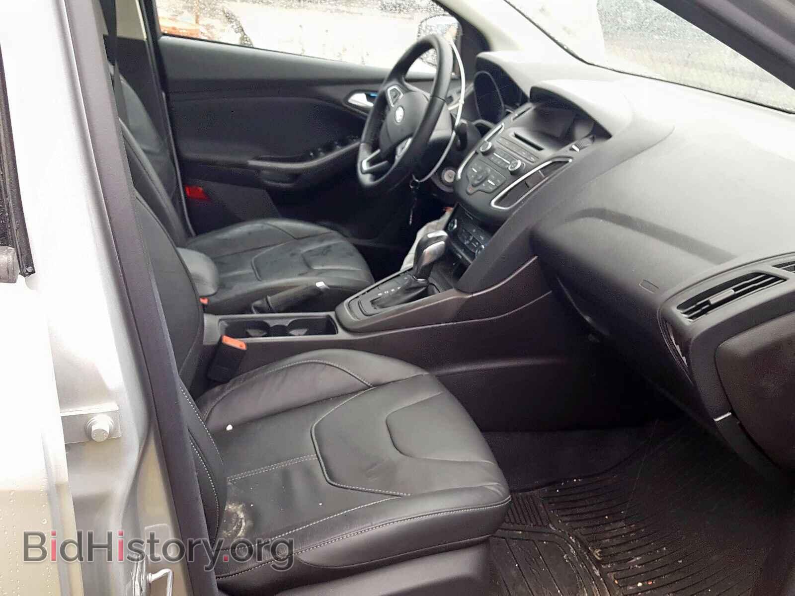 2016 FORD FOCUS - VIN: 1FADP3F23GL390923 - Photo 5