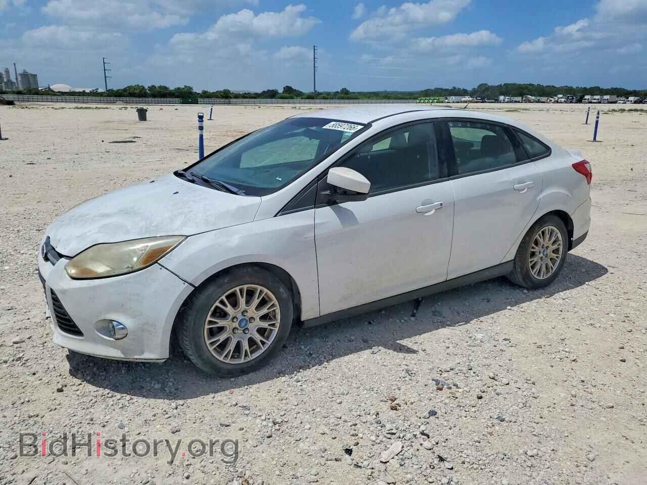 Photo 1FAHP3F22CL178140 - FORD FOCUS 2012