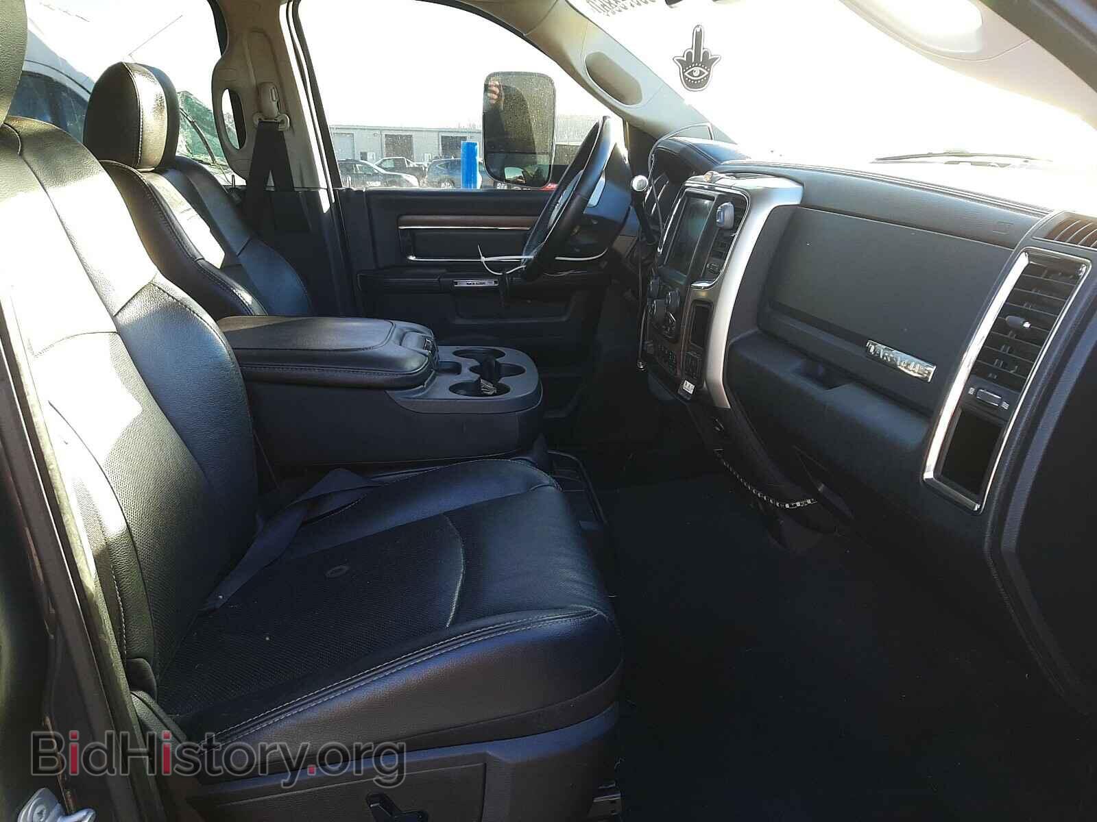2016 RAM 3500 - VIN: 3C63RPML6GG296459 - Фото 5