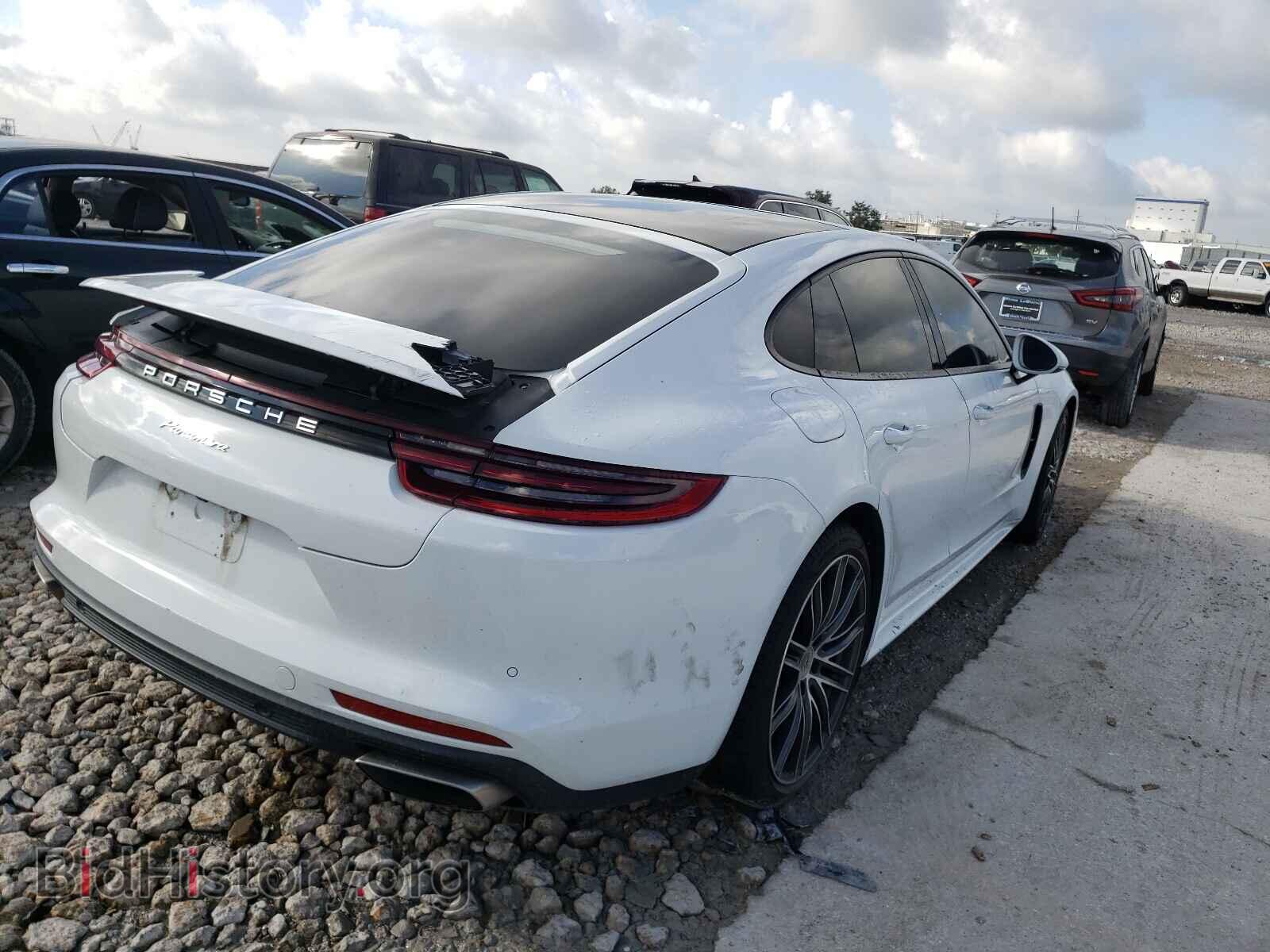 2017 PORSCHE PANAMERA - VIN: WP0AA2A70HL102689 - Фото 4