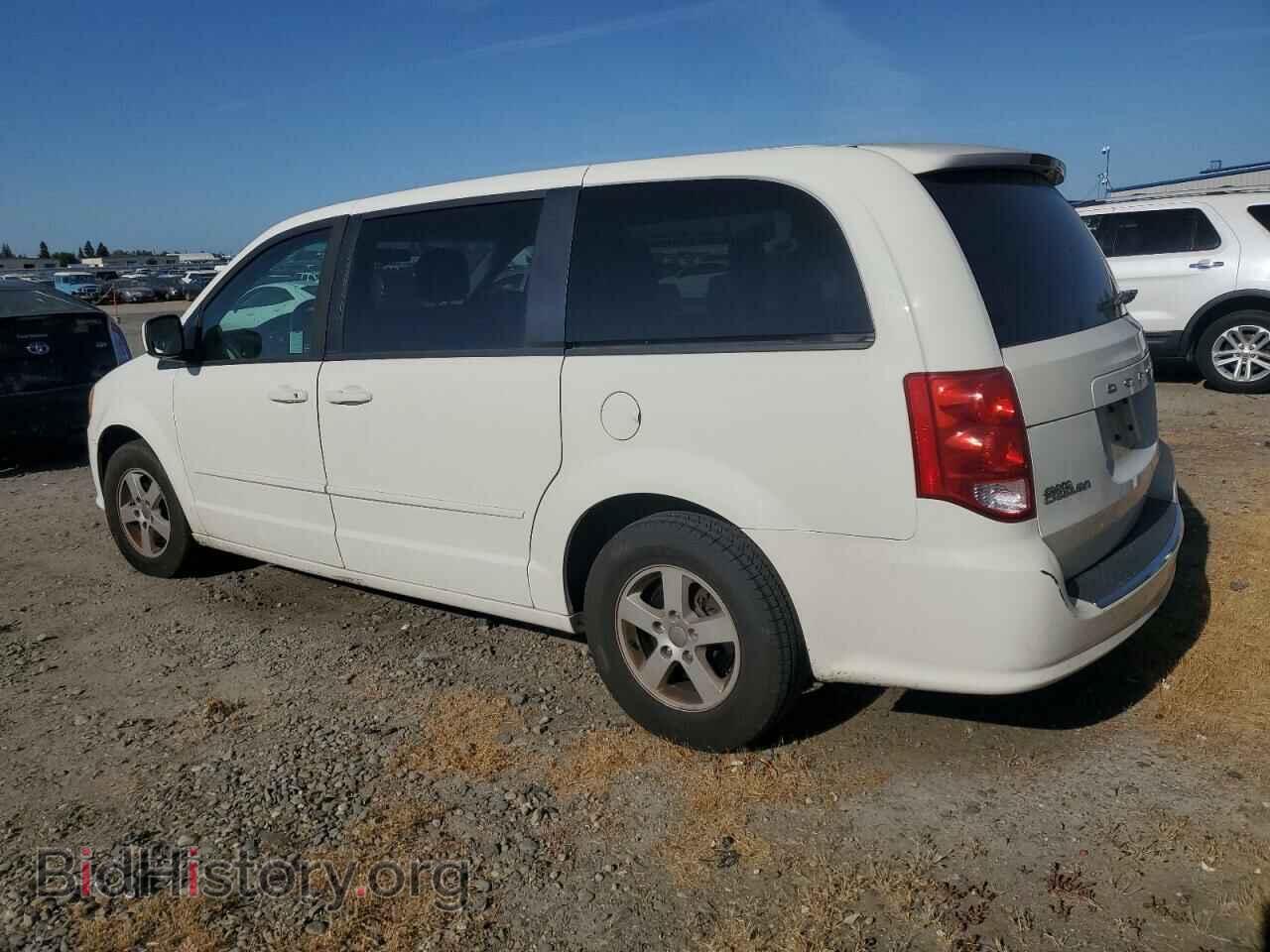 2013 DODGE CARAVAN - VIN: 2C4RDGCG2DR520273 - Фото 2