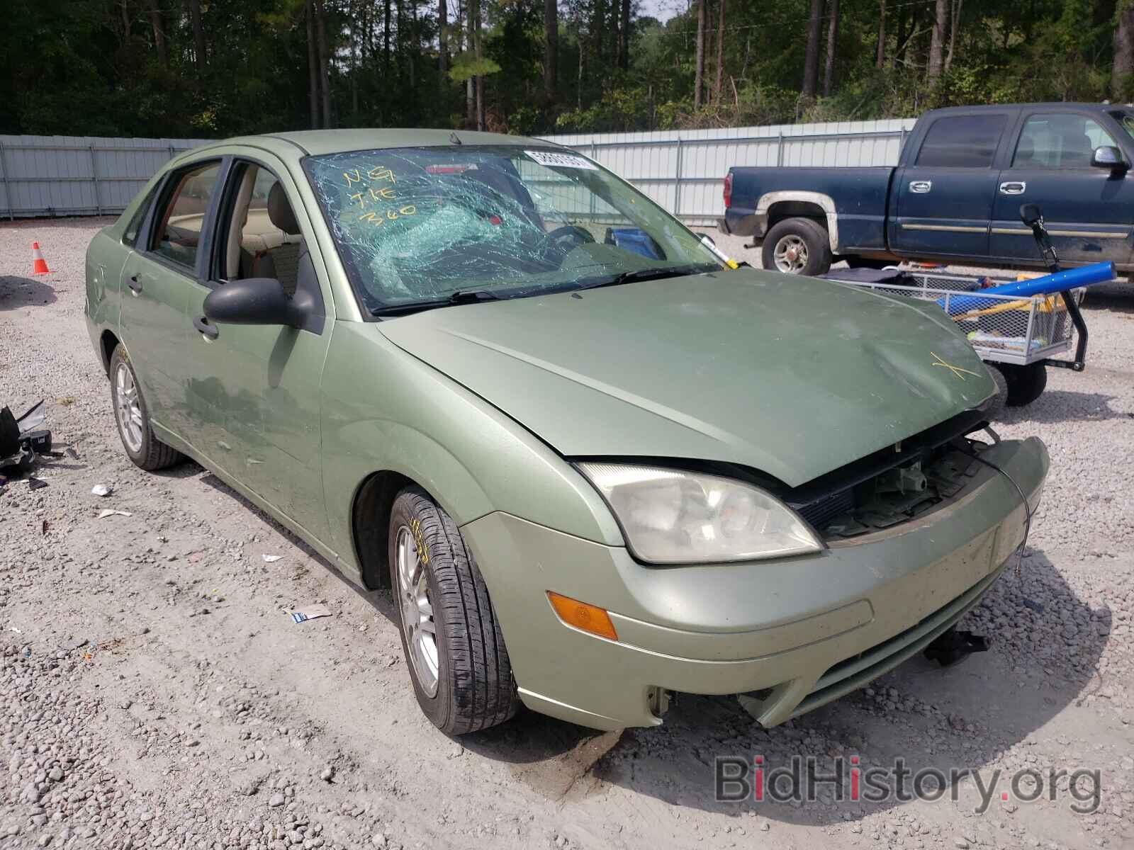 Photo 1FAHP34N07W168756 - FORD FOCUS 2007