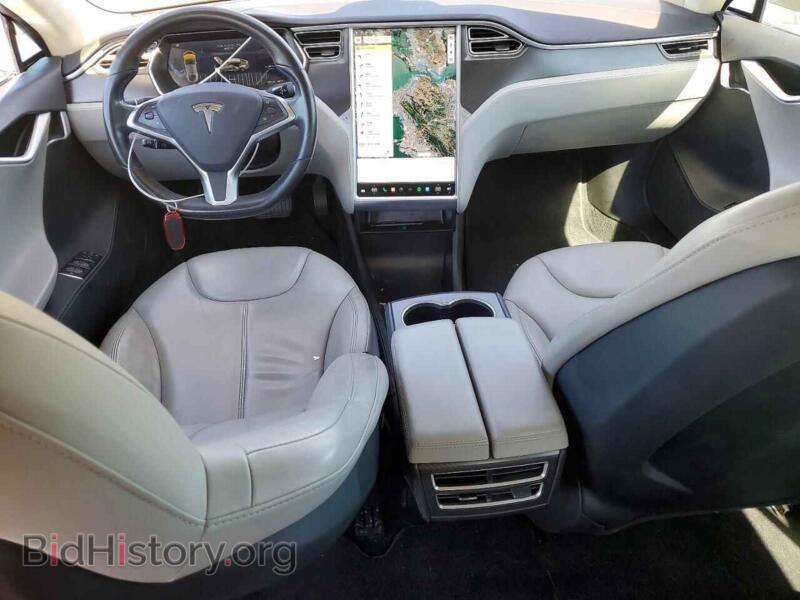 2015 Tesla MODEL S (VIN 5YJSA1H2XFF097249) — photo 8 of 12